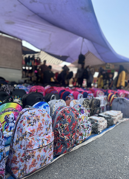 بازارچه اطراف شهرک